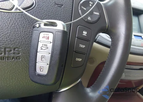 2013 Hyundai Genesis 3.8 z USA, uszkodzony, nr VIN KMHGC4DD1DU224852